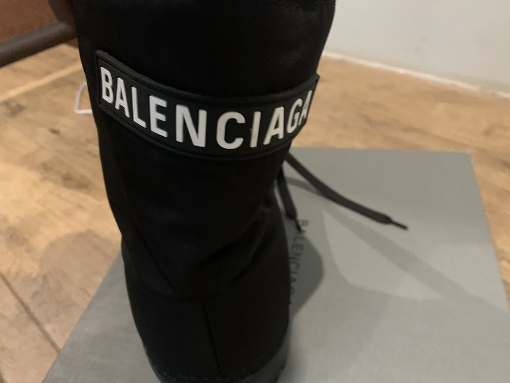 Balenciaga alaska