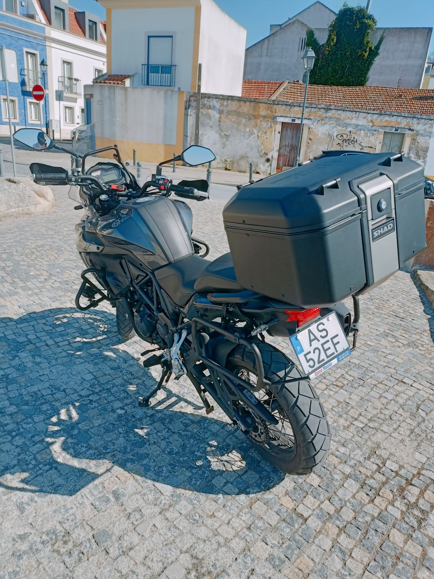 Benelli TRK 502X