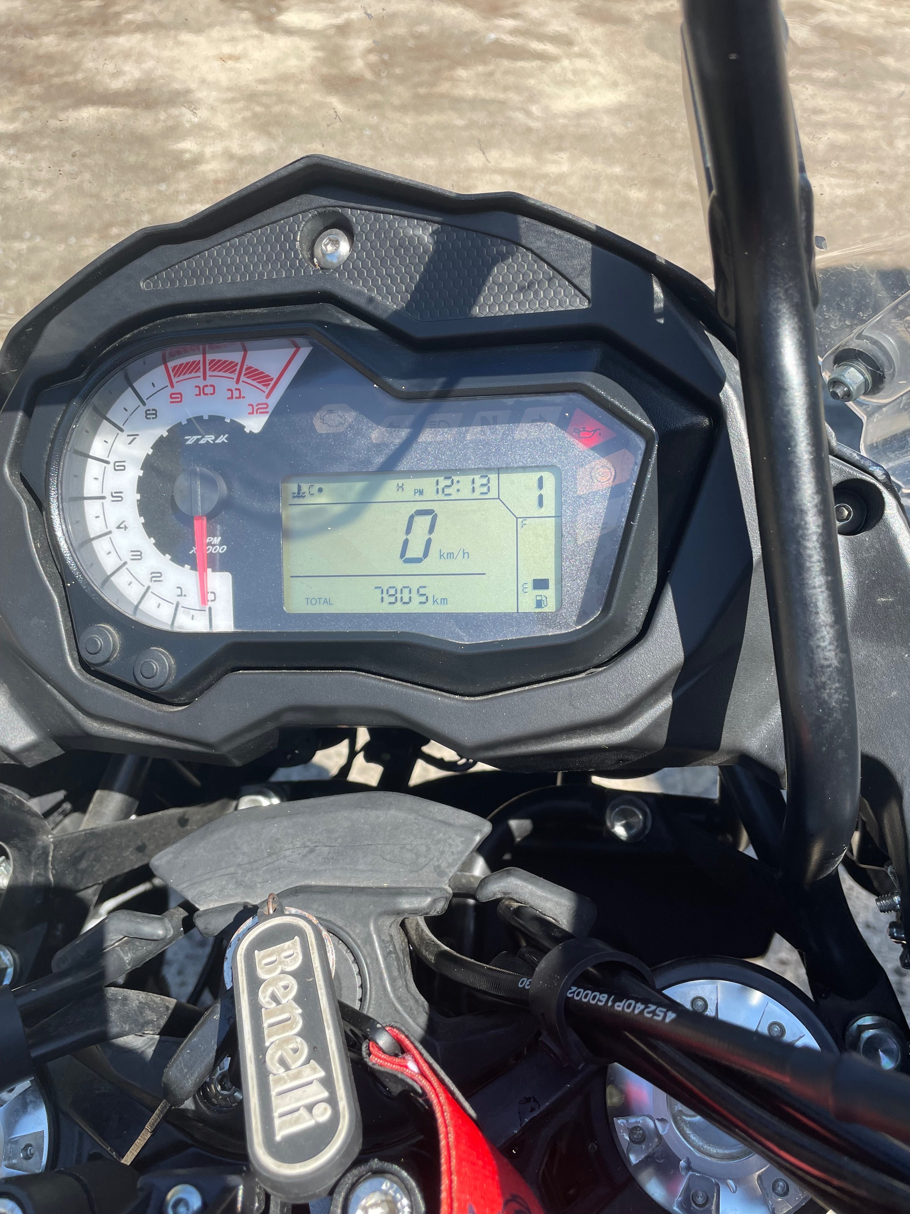 Benelli TRK502 poucos km