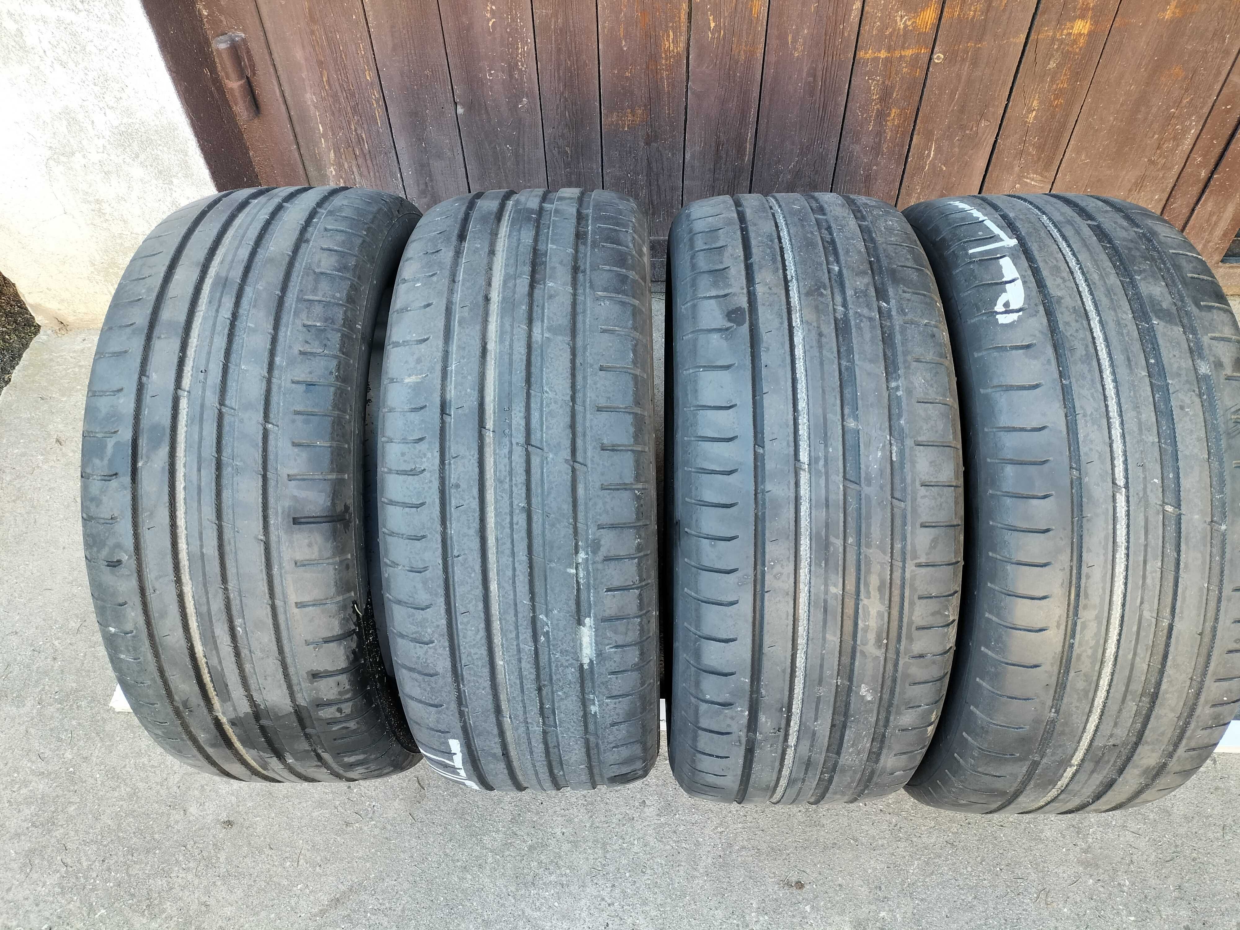 Sprzedam opony letnie NOKIAN POWERPROOF 225/50 R17