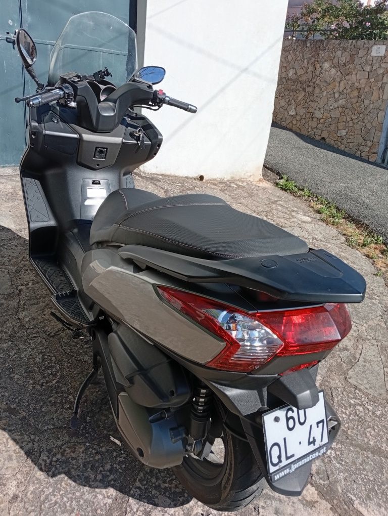 KYmco Downtown 300