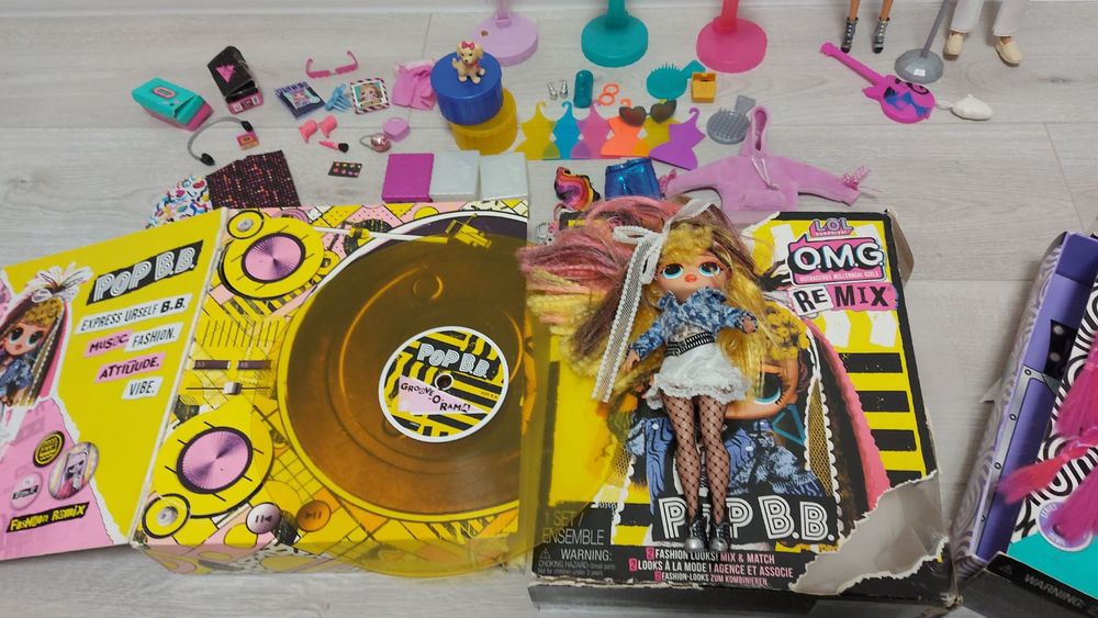 LOL OMG. В коробке, полный комплект! С пластинкой, музыкальная.