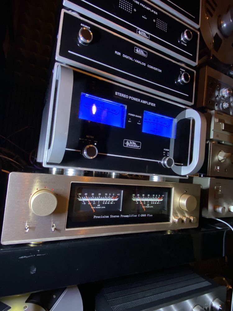 Przedwzmacniacz C2860 Plus - MusMys jak Accuphase