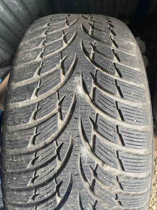 Opony zimowe nokian r17