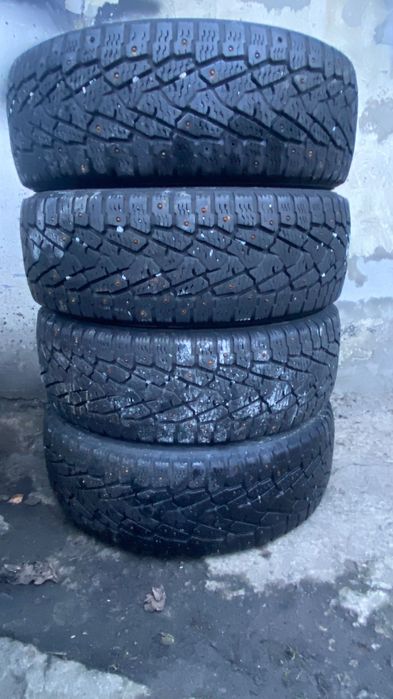 Шини  вживані Nokian 215/60/17 c