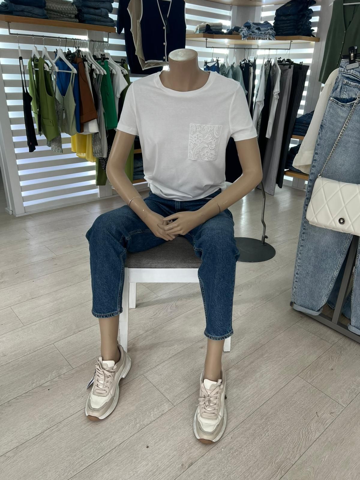 Vendo 4 Manequins em bom estado