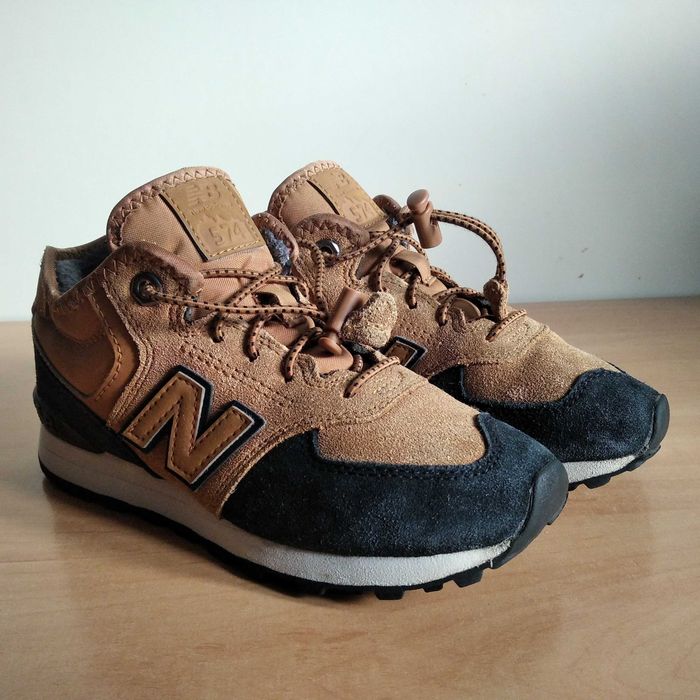 Buty dziecięce NEW BALANCE GV574HXG skóra zamsz roz.eu-32