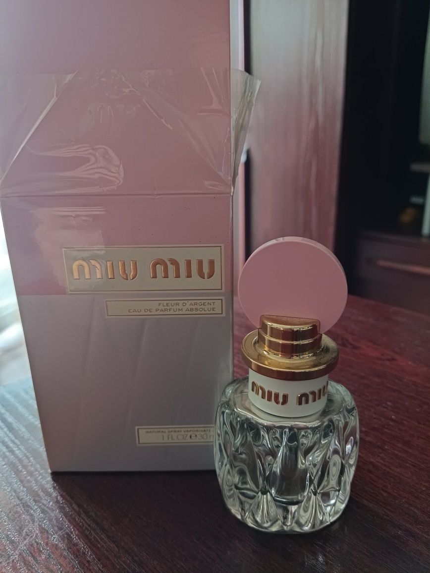 Miu miu fleurs d' argent absolue