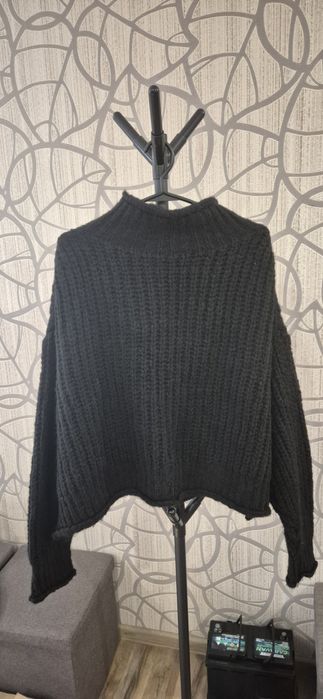 Теплый свитер оверсайз