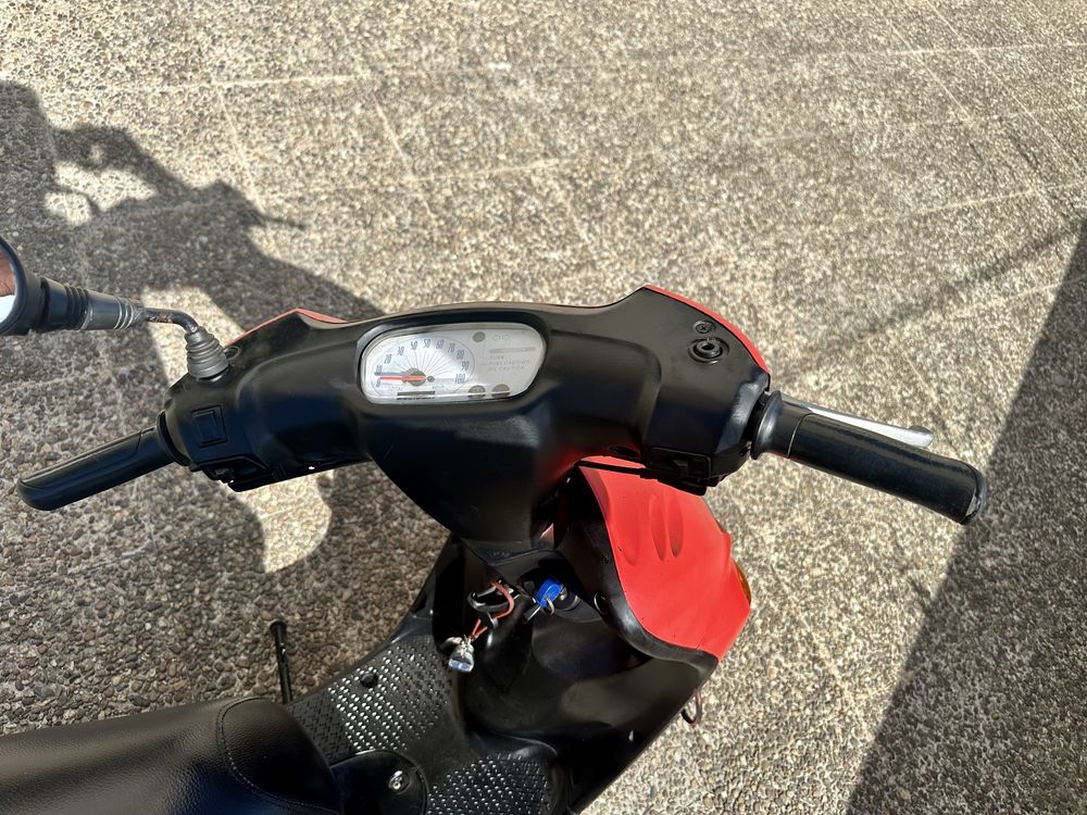 Yahama Neos 50cc Scooter