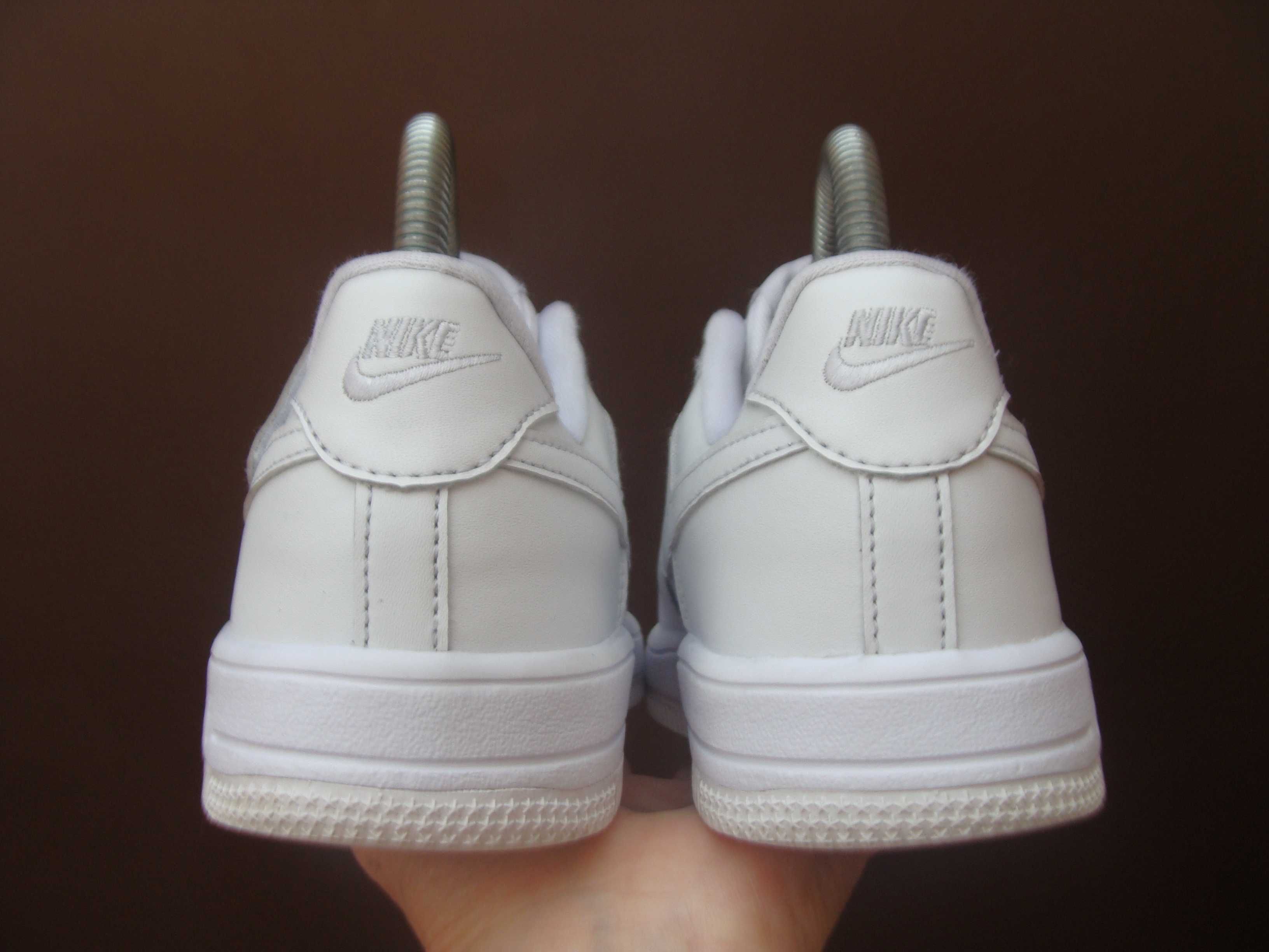 35/22 см Nike air force 1 кроссовки белые кожаные 2024 год