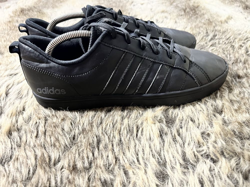 Кросівки adidas pase