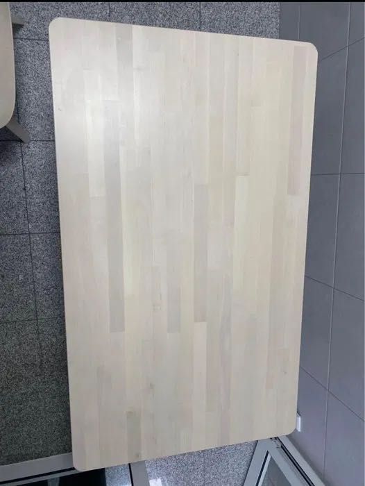 Mesa Líbano IKEA (como nova)