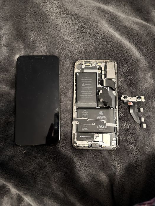 Redmi Not 8 в темно синьому кольорі ті інші