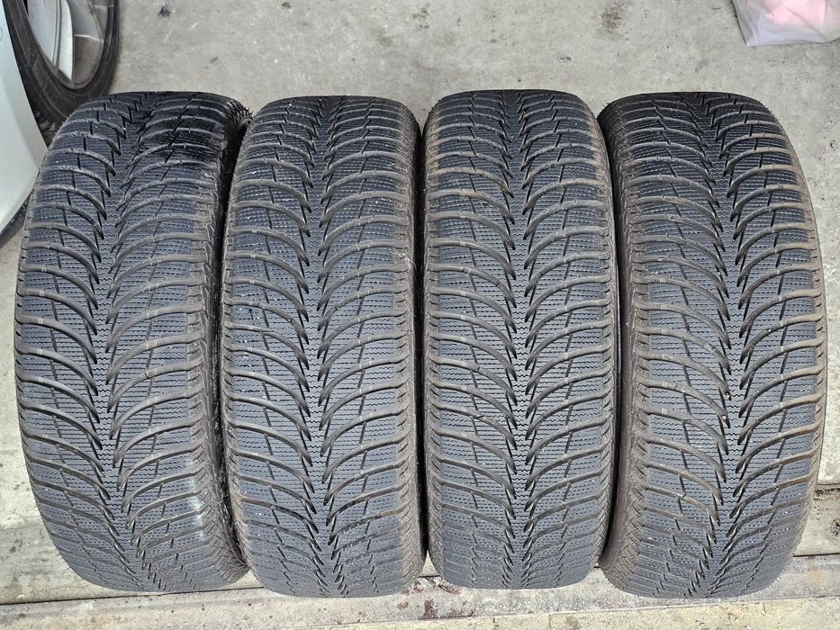 9 мм GoodYear UltraGrip Ice+ 215/60 r16