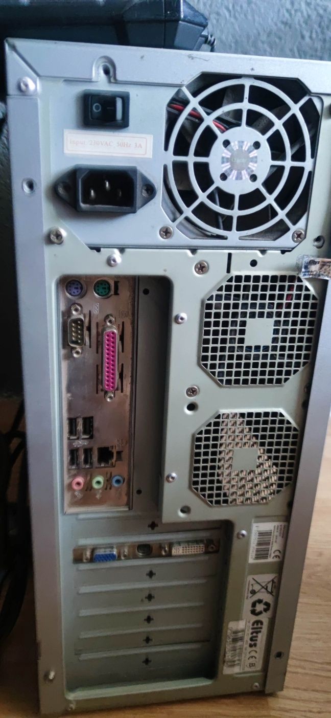 Komputer Intel Pentium dual