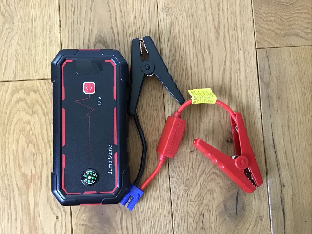 Пусковое устройство для автомобиля Jump Starter 2000 A