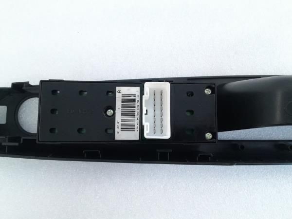 Comando / botão / interruptor vidros frente esquerdo KIA Ceed (ED)