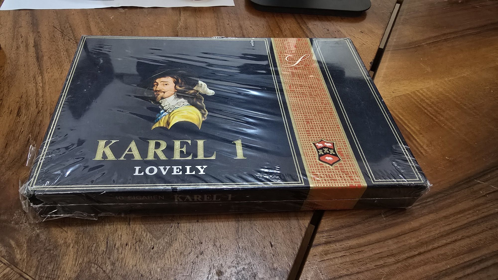 Cigarrilhas e charutos antigos - Willem II & Karel 1