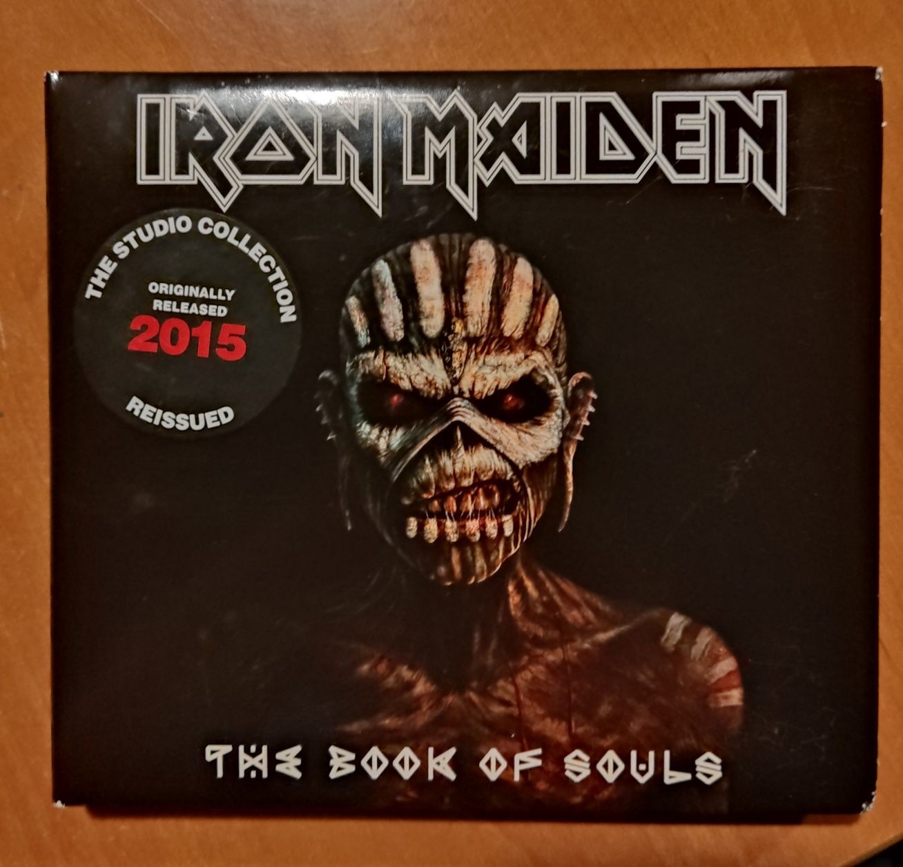 Album  Iron Maiden The Book Of Souls + live