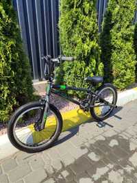Продам трюковий велосипед в ідеальному стані BMX Hiland