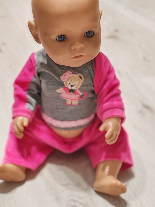 Bobas baby born siusia i płaczę