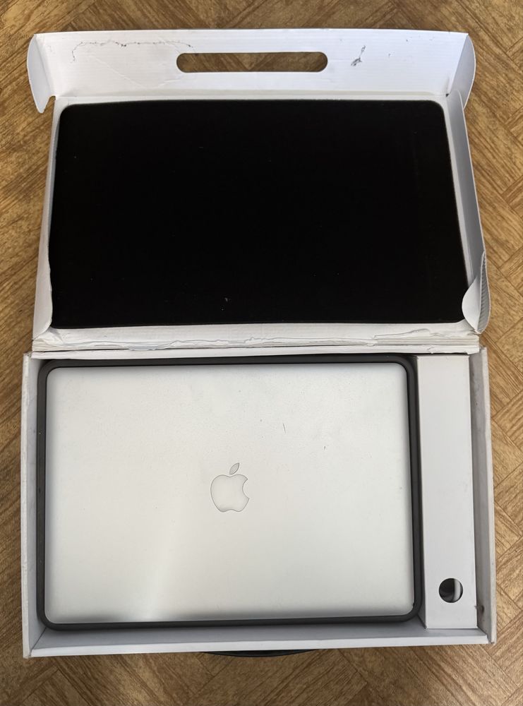Macbook PRO Laptop model A1286