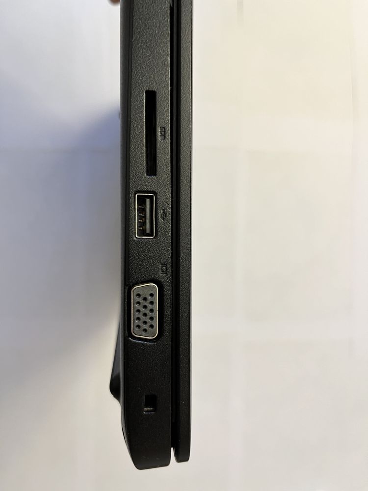 Laptop Dell Latitude 3580