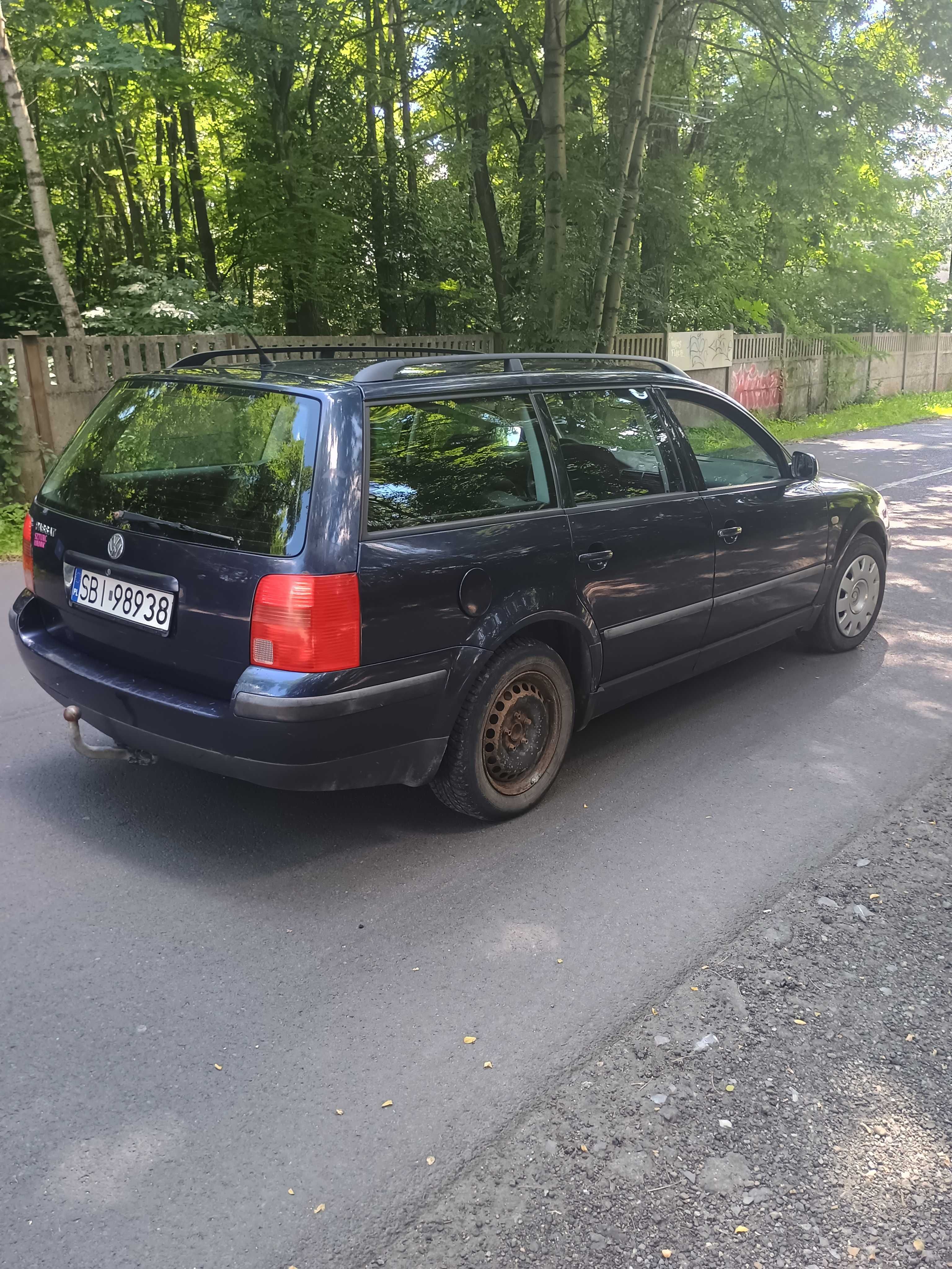 Volkswagen pasat 1.6 klima hak wpełni sprawny