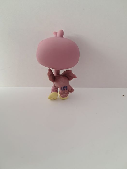 Littlest pet shop lps