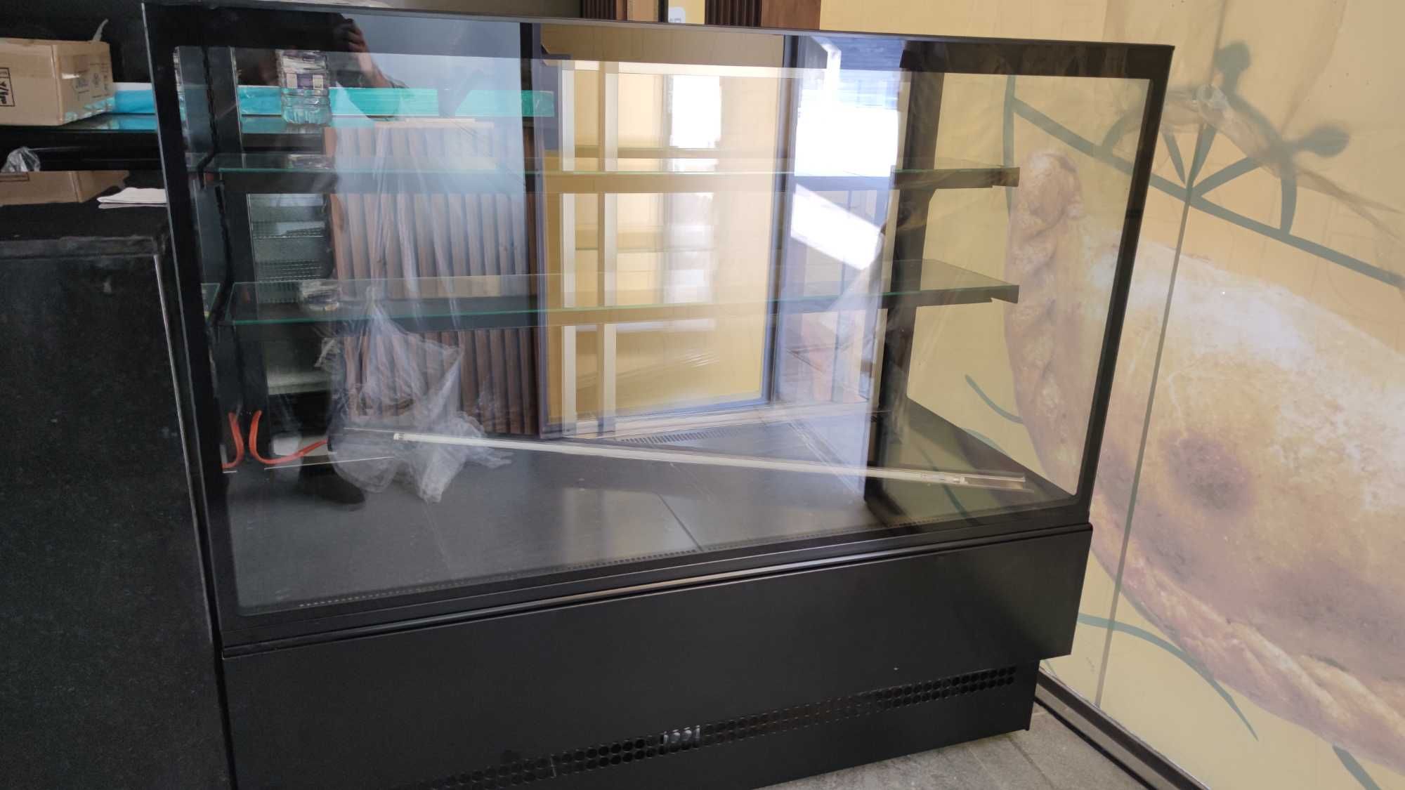 Vitrine refrigerada pastelaria, padaria, cafe
