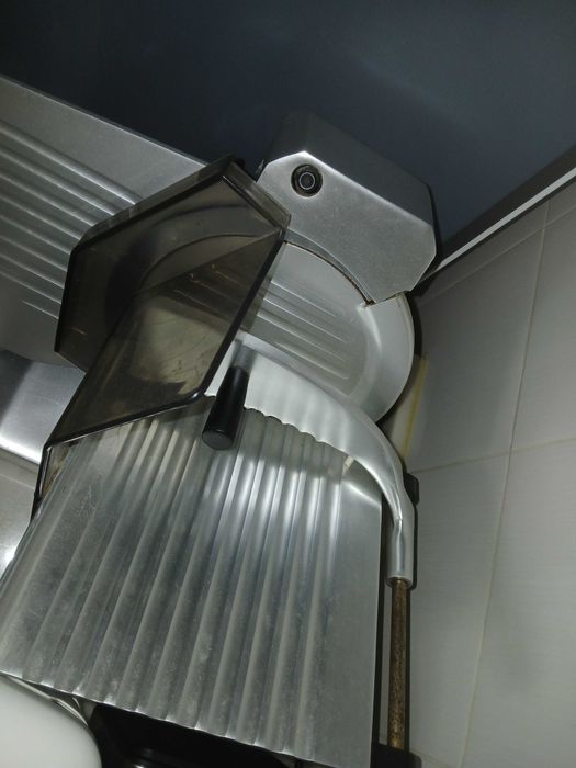 Máquina de cortar fiambre