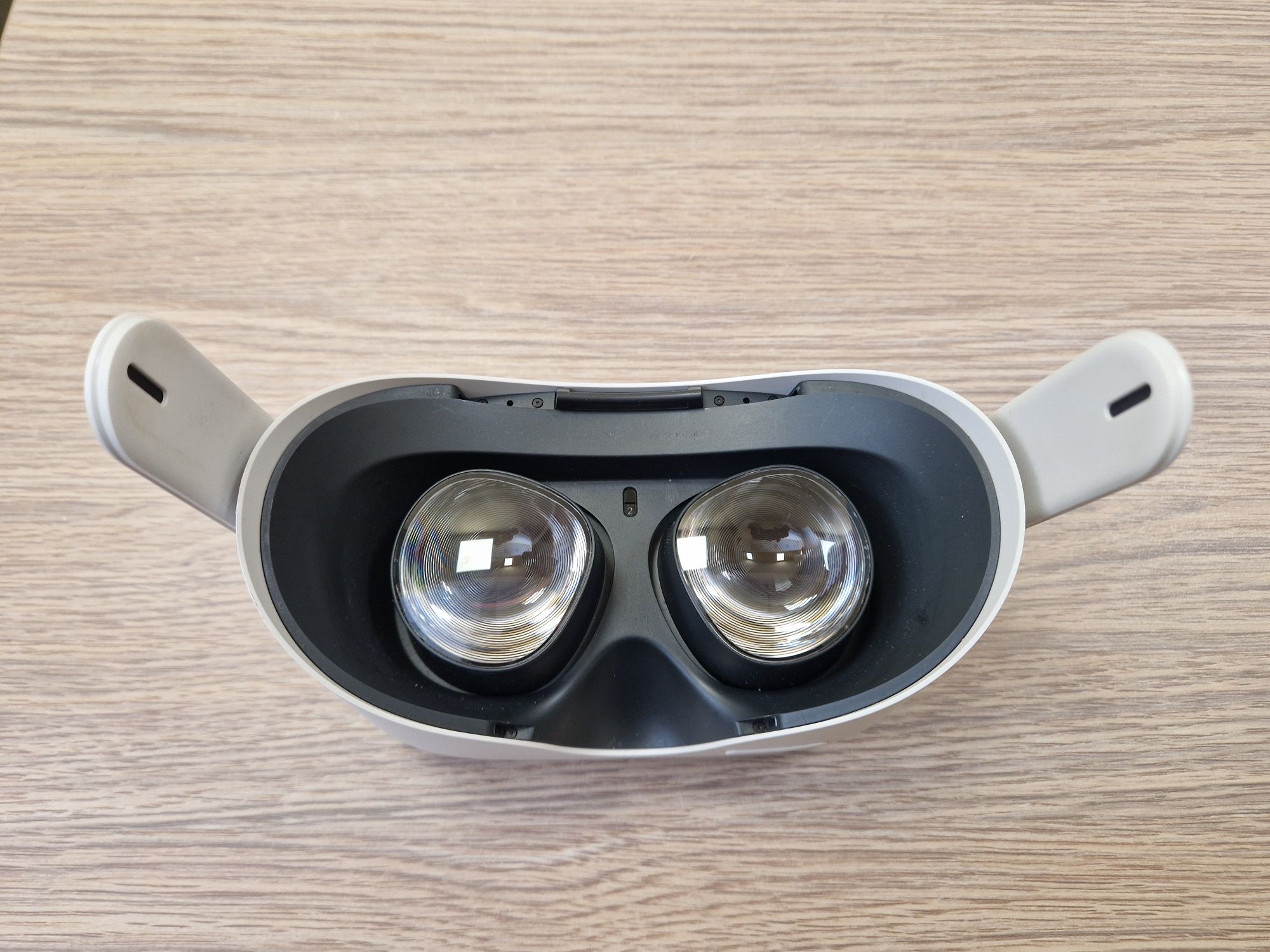 Meta Oculus Quest 2 VR(128Gb) без контролерів та аксесуарів