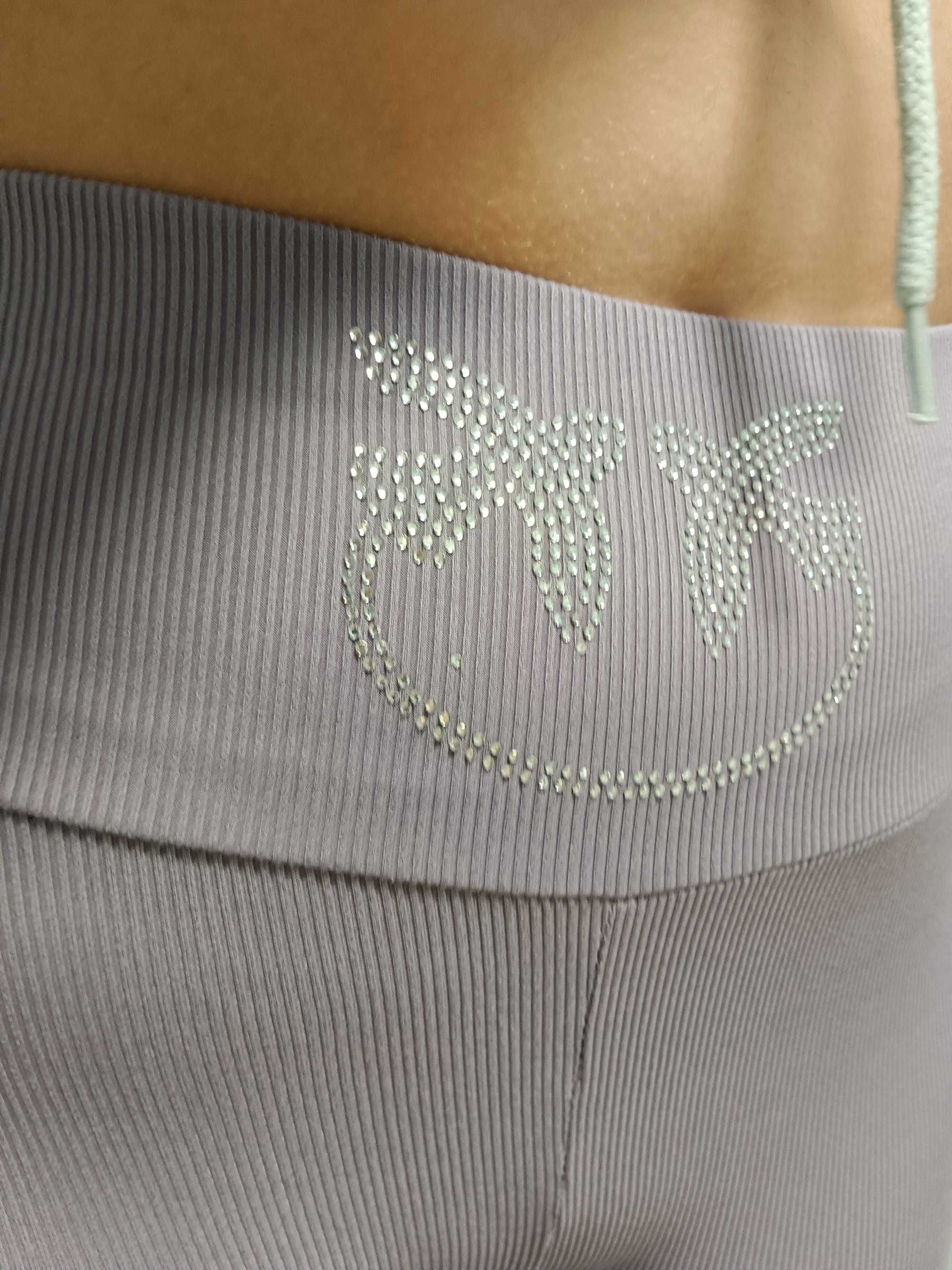 Legginsy fioletowe z ozdobą na pasie