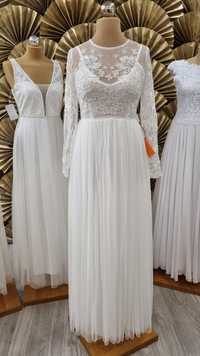 Suknia ślubna delikatna z długim rękawem