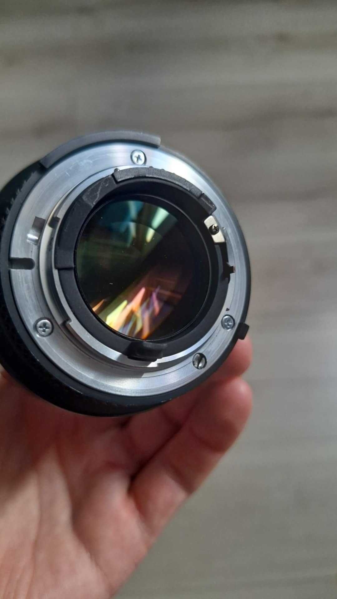 Nikkor AF 85 mm f1.8 D