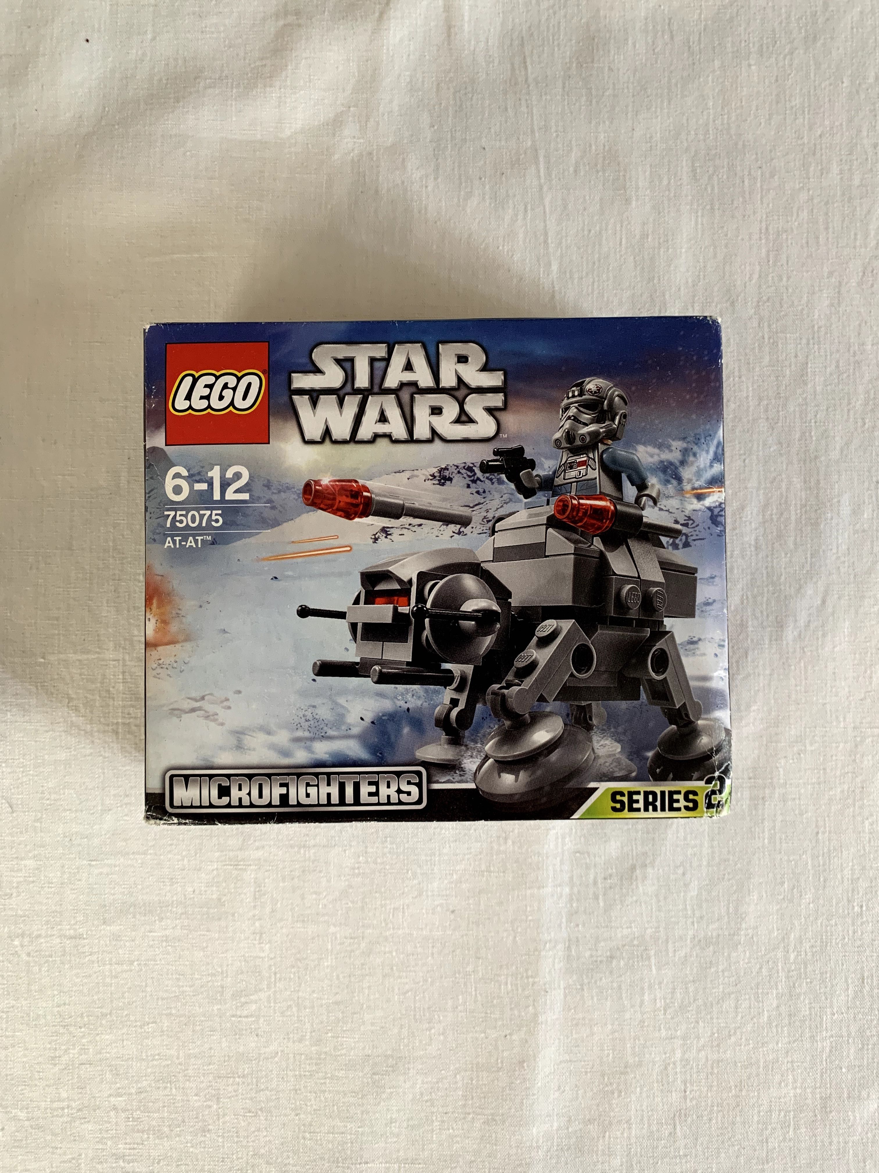 LEGO Star Wars AT-AT ref. 75075 novo, com caixa selada