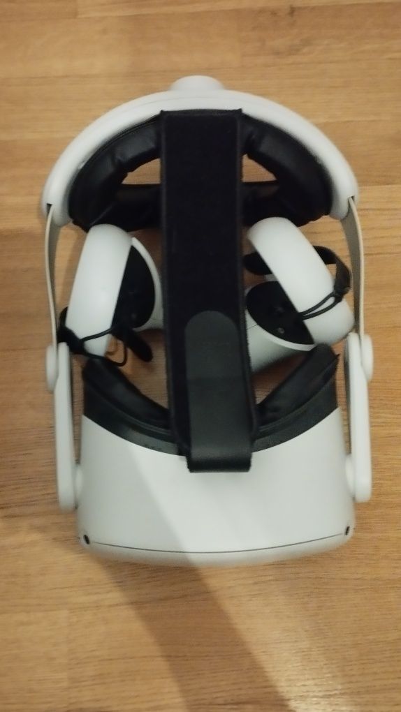 Oculus quest 2 64 gb+ elite strap, futerał
