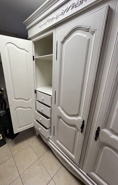 Шафа 3-х дверна біла зі знижкою, шкаф, прованс, меблі в спальню,