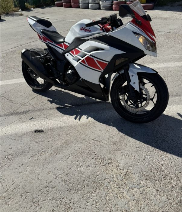 Kawasaki ninja 300