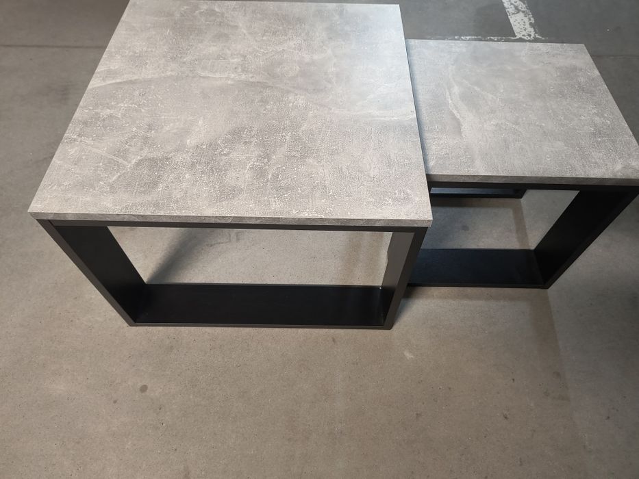 Stolik wysowany kawowy