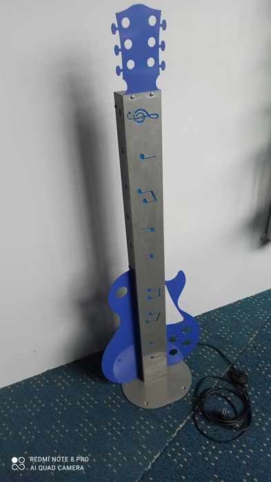Gitara metalowa podświetlana 1:1 piękna ozdoba,gadżet-jedyna taka!