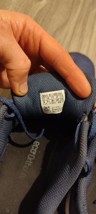 Adidas кросівки оригінал • чудовий стан • розмір 38⅔