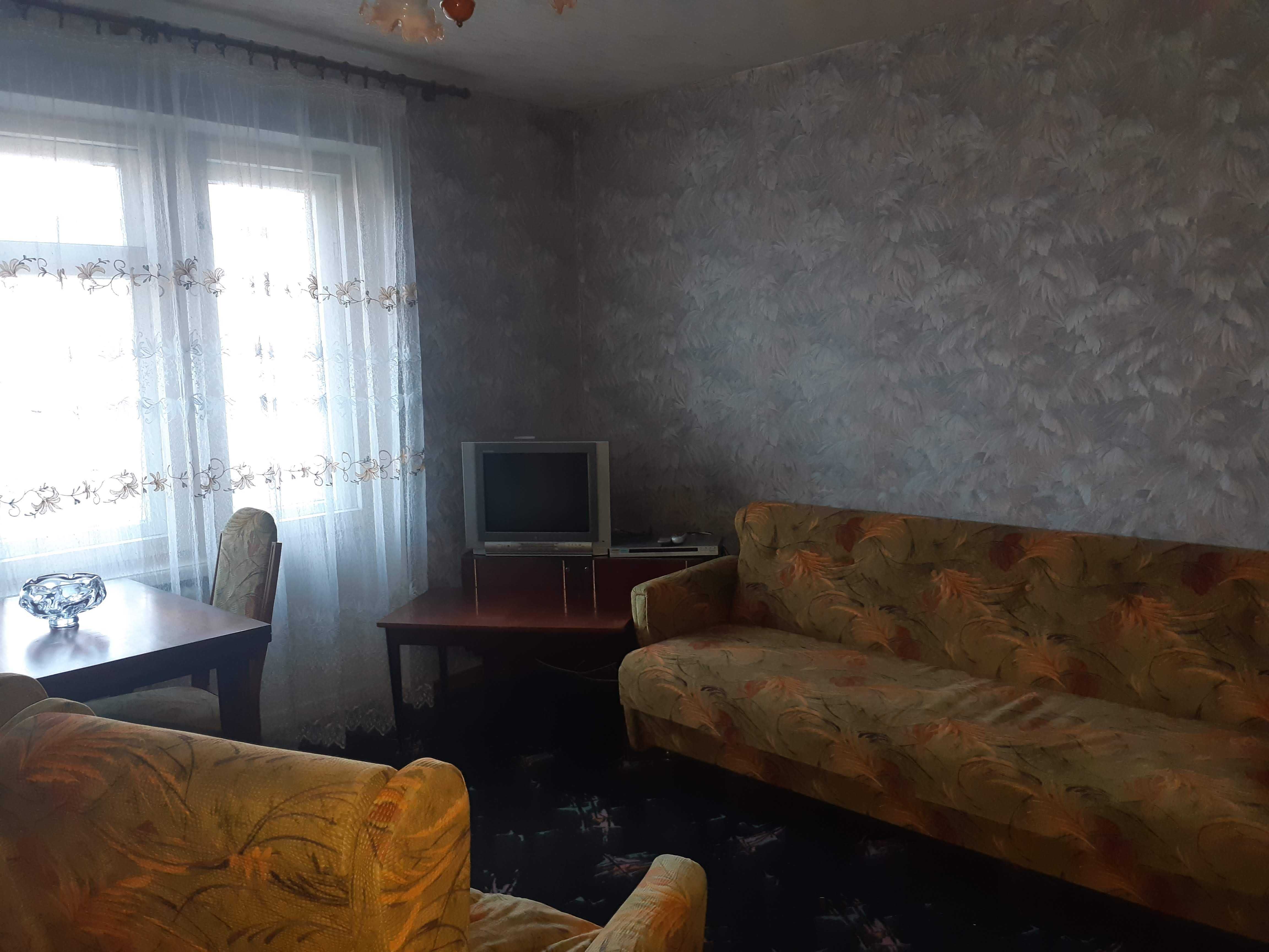 Продам 2-кімнатну квартиру в місті Жовті Води