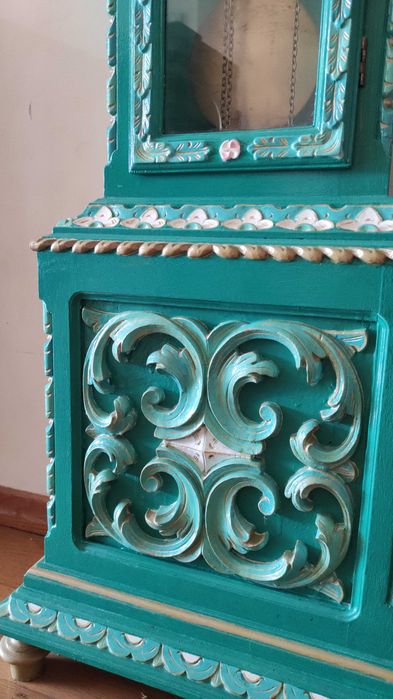 Relógio de caixa alta