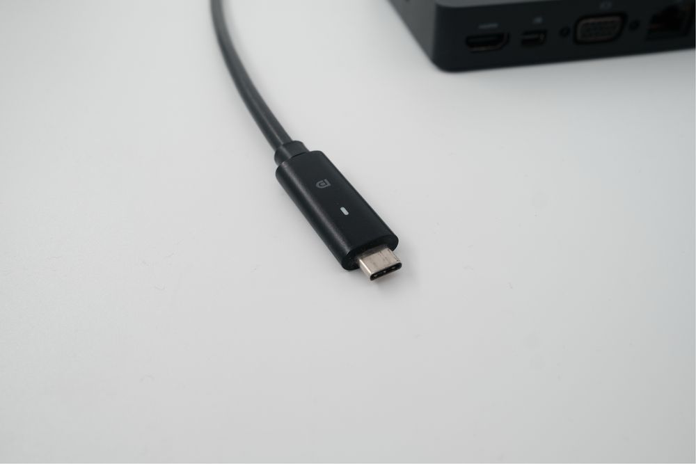 Stacja dokująca Dell WD15 Dock USB C Thunderbolt 3 180W