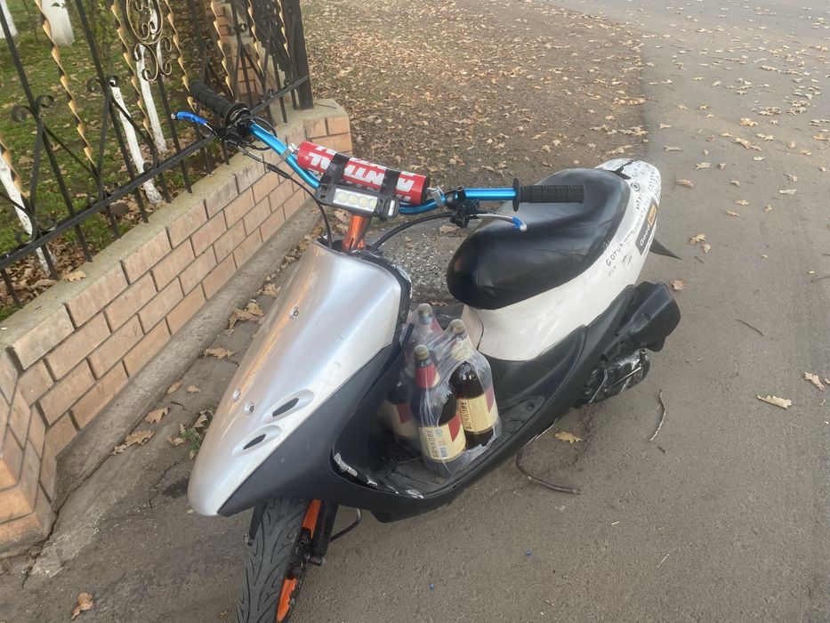 Продам мопед хонда дио