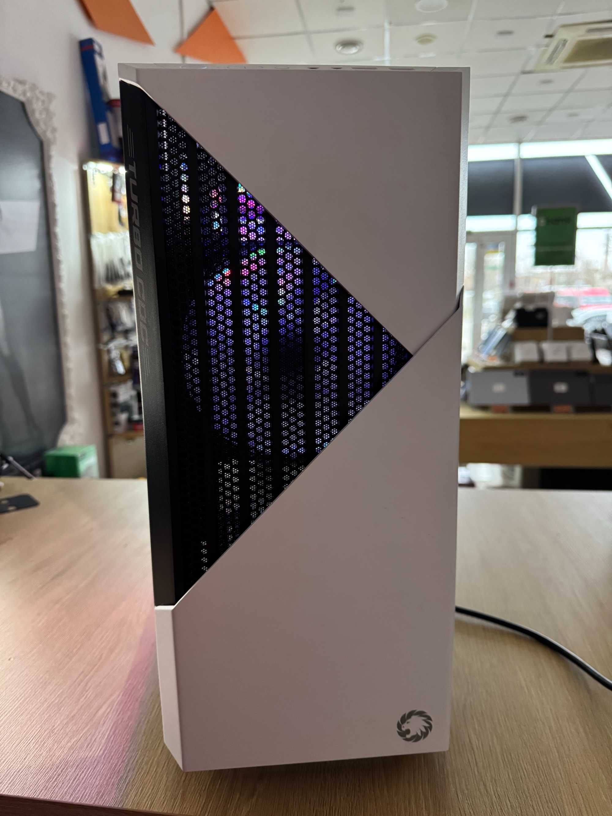 Ігровий комп'ютер--Ryzen 3+1060 3Gb+DDR4 16Gb--