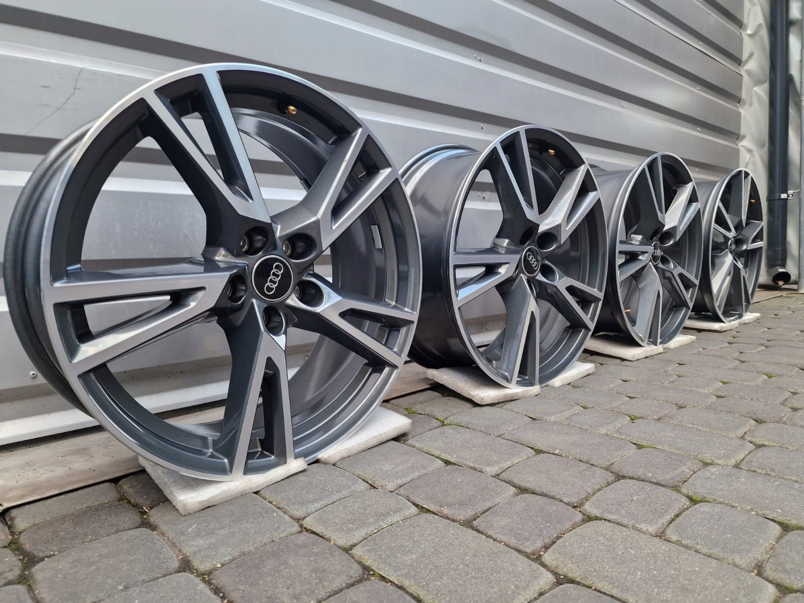 DEMO Felgi Audi 19 A4 A5 A6 A7 A8 Q3 Q5 TT
