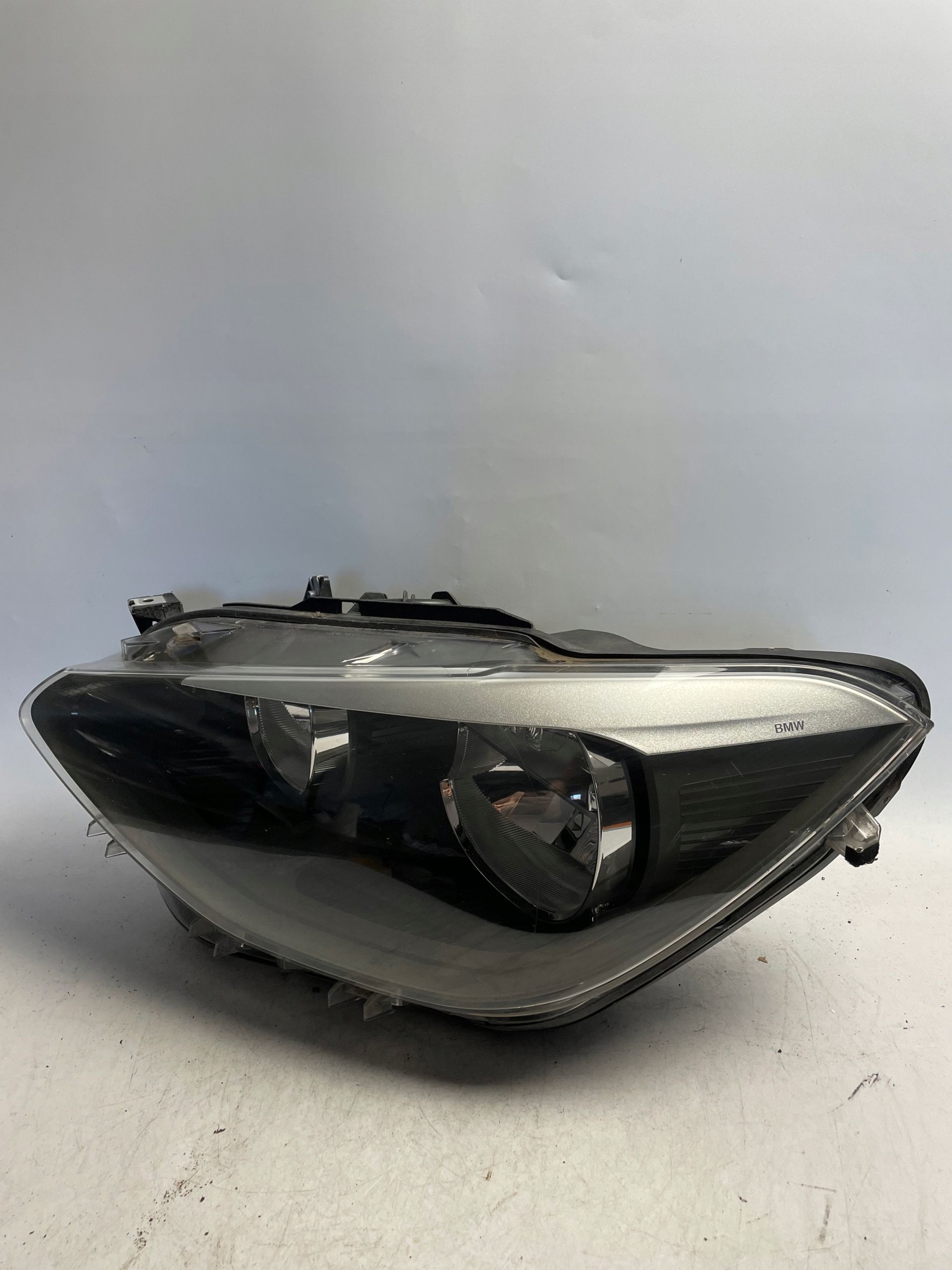BMW 1 F20 F21 11- Lampa Przód Lewa Zwykła
